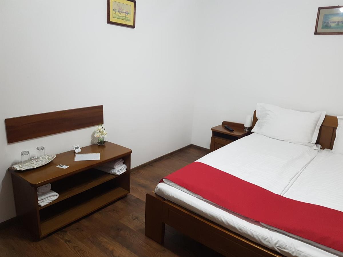 Casa Irinella Bed & Breakfast ซาตูมาเร ภายนอก รูปภาพ